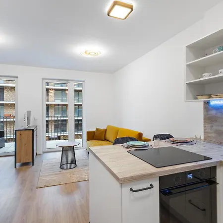 Moderny S Parkovanim V Novostavbe * Bratislava