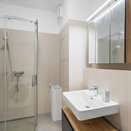 Apartment Moderny S Parkovanim V Novostavbe Bratislava