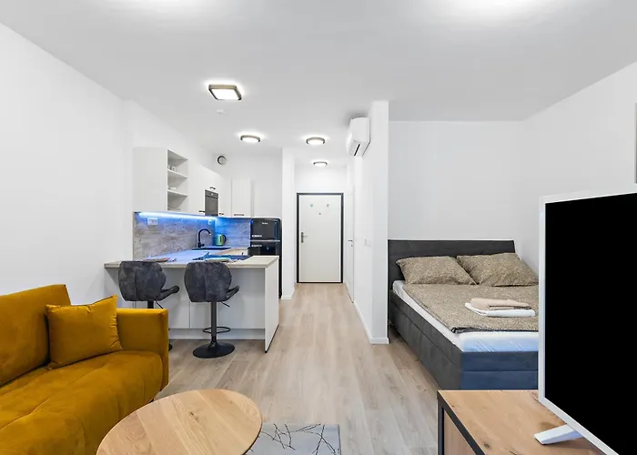 Apartmán Moderny S Parkovanim V Novostavbe *